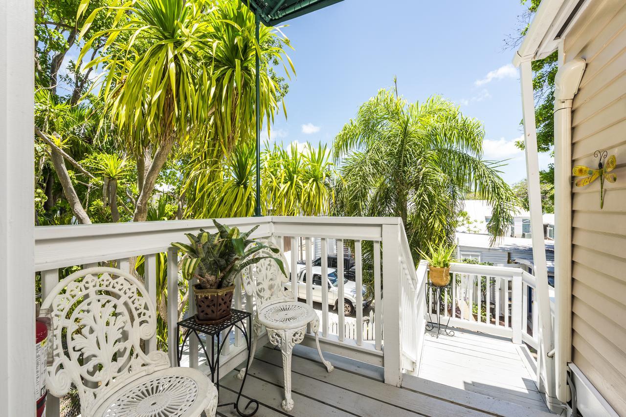 Chambre Lit King-Size avec Balcon