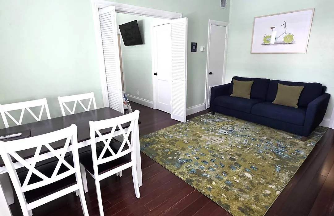 Duval Street Suite With Pool-1